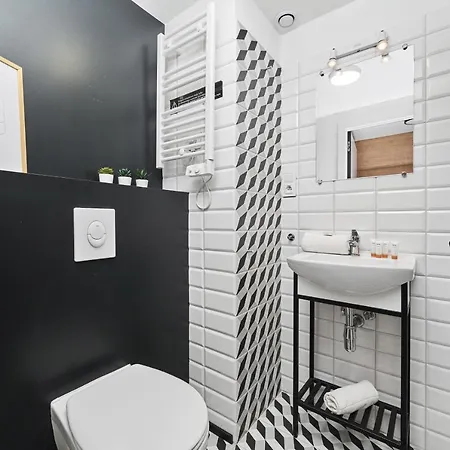 Apartment Mezzanine Studio Zarembowicza Airport By Renters