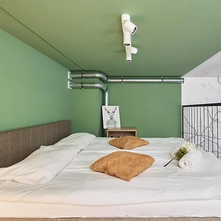 Mezzanine Studio Zarembowicza Airport By Renters * Wroclaw